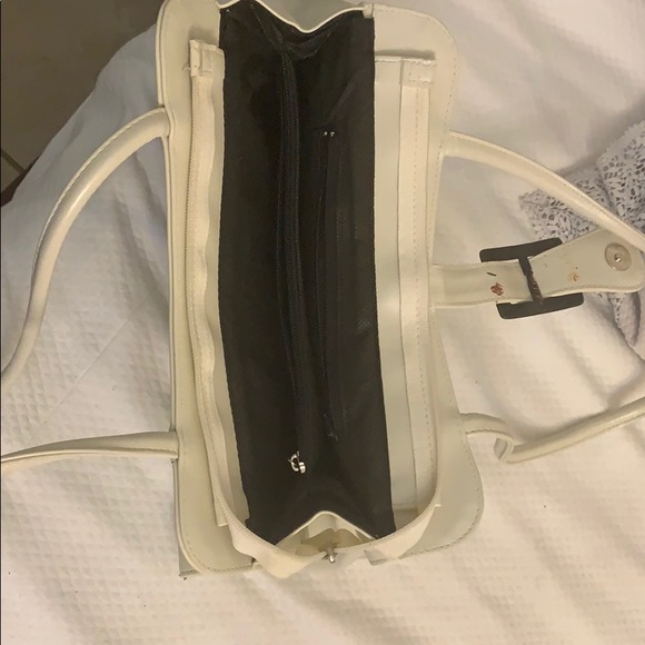 Hand painted handbag - Picture 3 of 8